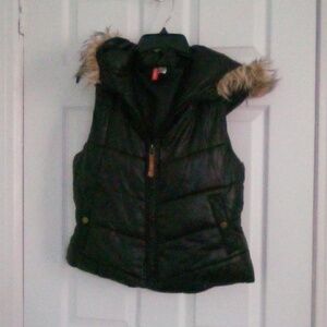 Black Puffer Vest with Faux Fur Hood: DIVIDEND  by H&M. Size 12.